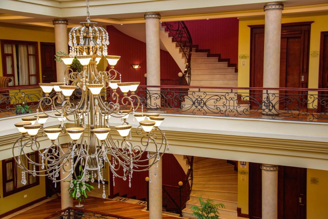 Grand Victoria Boutique Hotel Loja Esterno foto