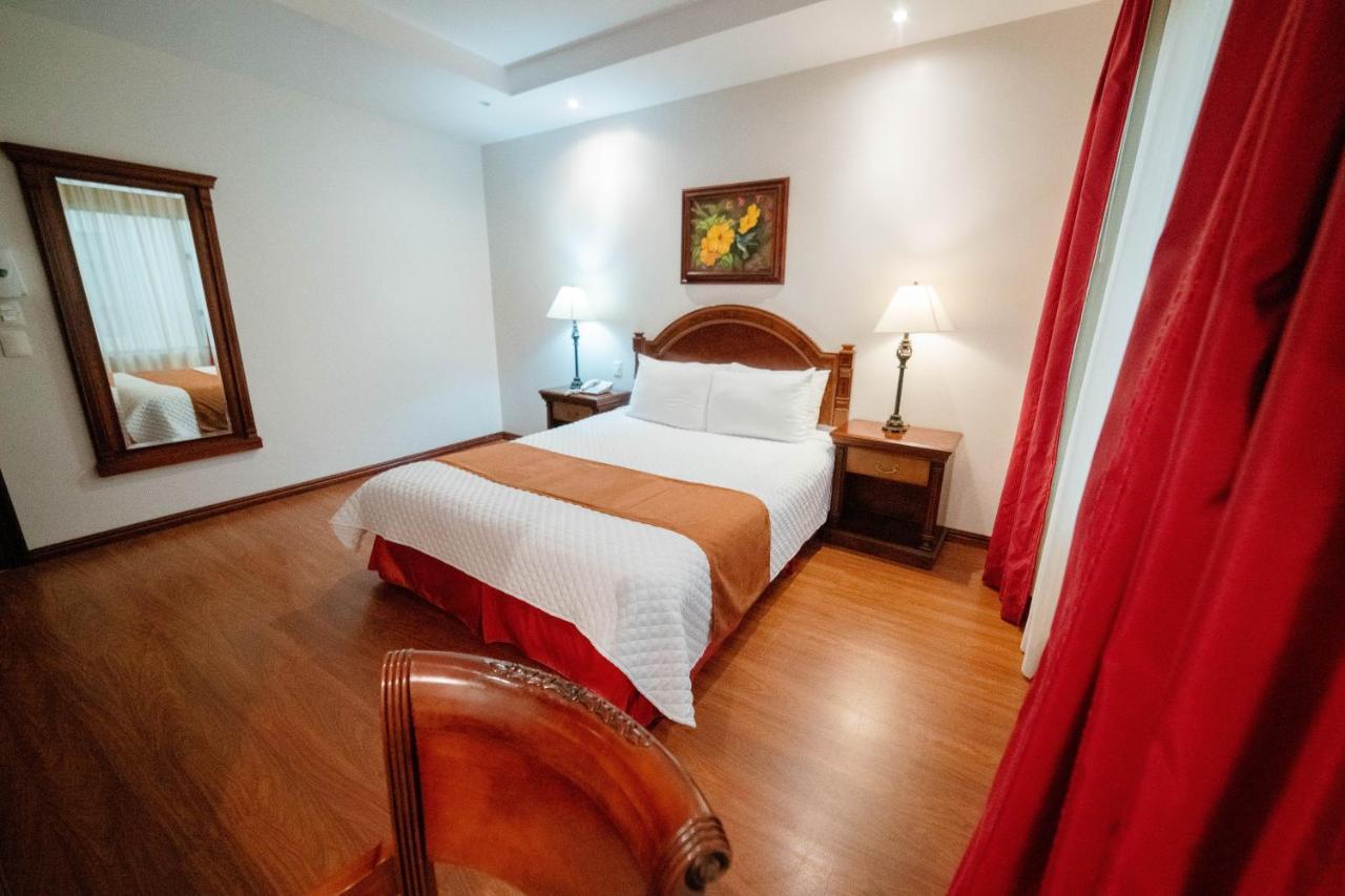 Grand Victoria Boutique Hotel Loja Esterno foto