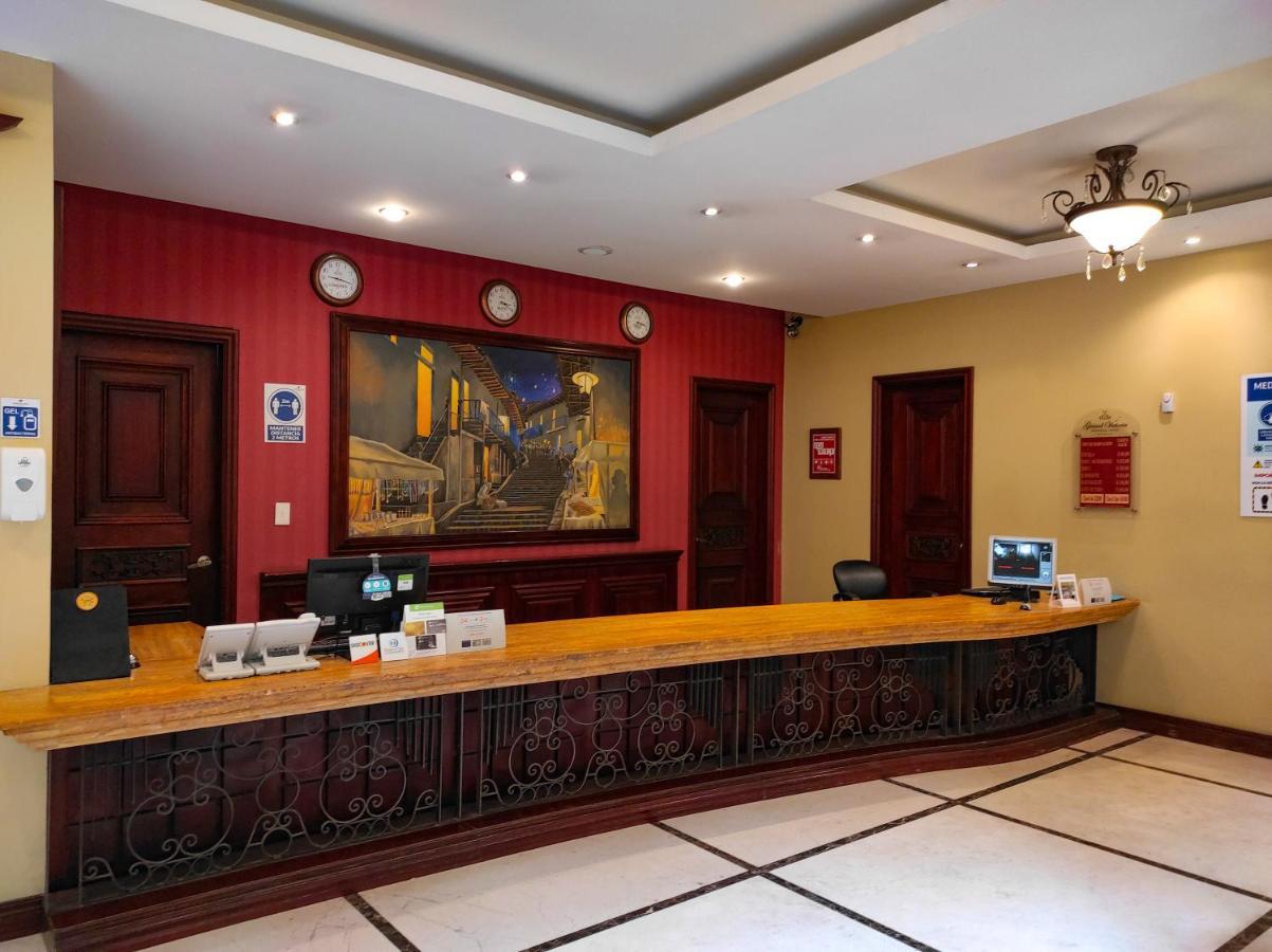 Grand Victoria Boutique Hotel Loja Esterno foto