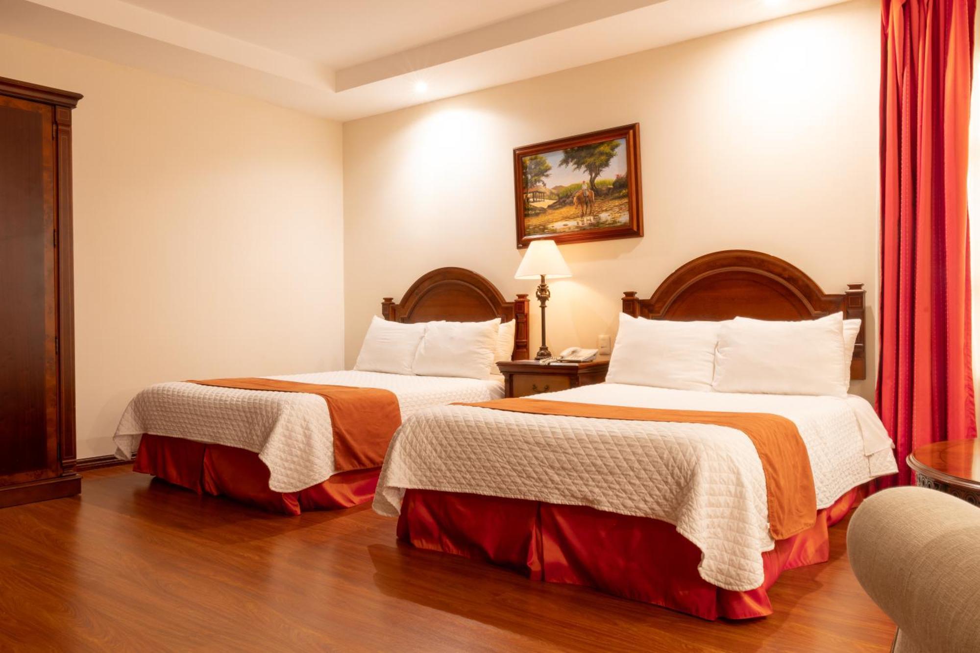 Grand Victoria Boutique Hotel Loja Esterno foto