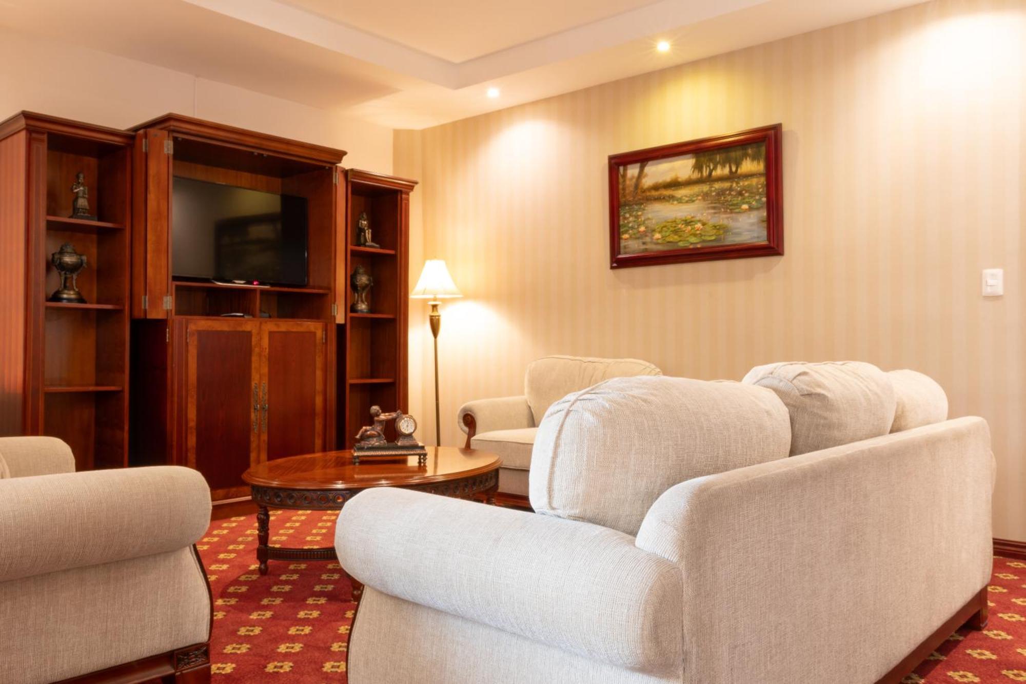 Grand Victoria Boutique Hotel Loja Esterno foto