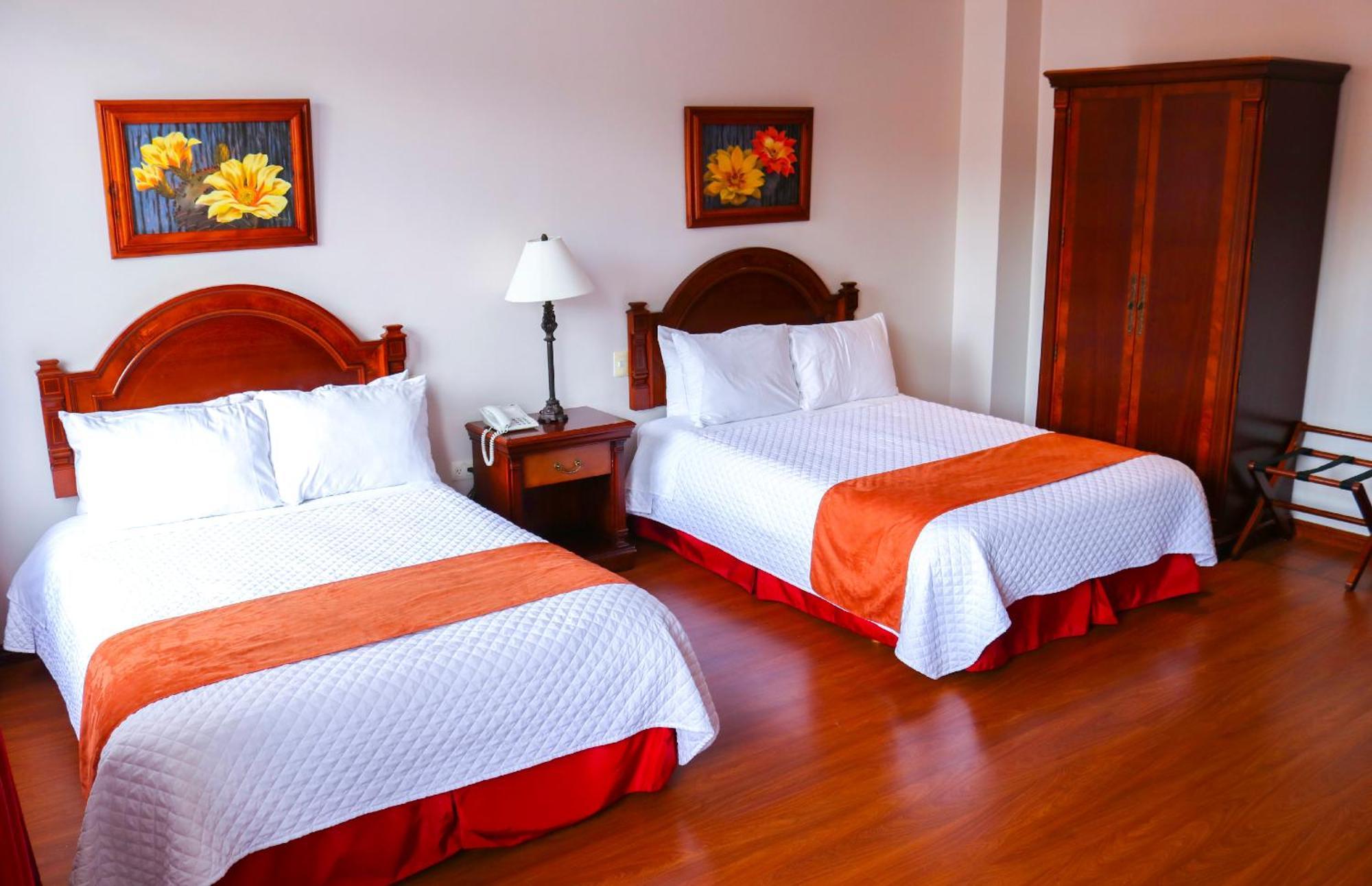 Grand Victoria Boutique Hotel Loja Esterno foto